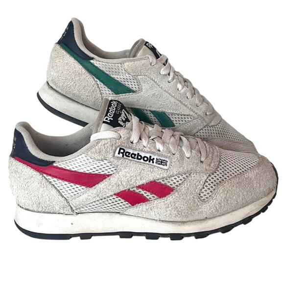 Reebok Classic Retro Sneakers Human Rights Now Women’s 8 Suede White Red Green - Picture 3 of 8